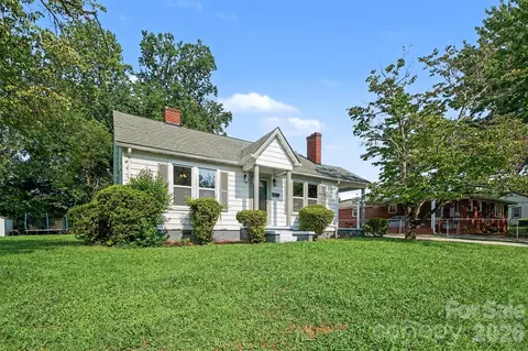 810 S Bostian St, China Grove, NC 28023