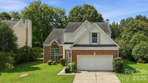 11215 Longhedge Ln, Charlotte, NC 28273