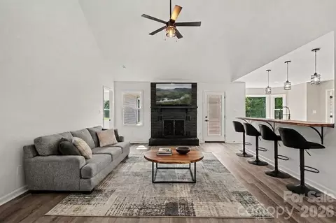 8379 Harvell Rd, Stanfield, NC 28163