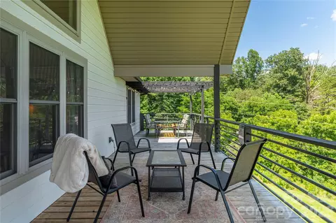 Exterior - 68 Clear View Dr, Mars Hill, NC 28754 photo 3 of 7