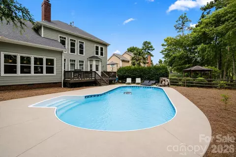 4519 Crownvista Dr, Charlotte, NC 28269