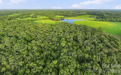 View/Area - 1979 Willie Usher Rd, Lancaster, SC 29720 photo 9 of 15
