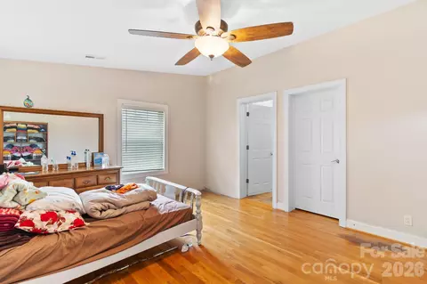 Bedroom - 1333 Bunnlevel Erwin Rd, Bunnlevel, NC 28323 photo 1 of 3