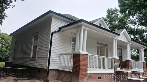 3878 Catawba River Rd, Fort Lawn, SC 29714