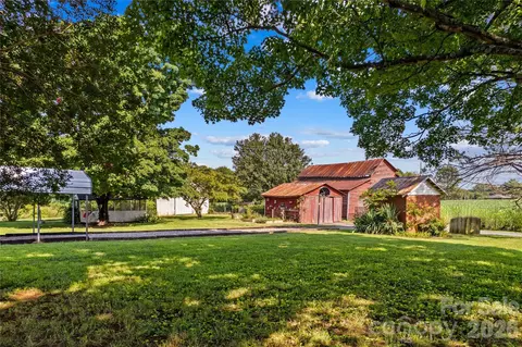 Exterior - 532 Rash Rd, Olin, NC 28660 photo 6 of 11