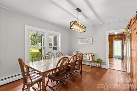 Dining - 532 Rash Rd, Olin, NC 28660 photo 1 of 2