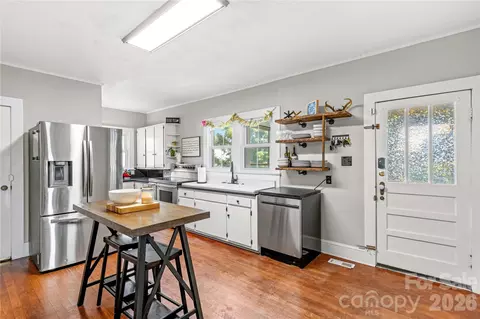 Kitchen - 532 Rash Rd, Olin, NC 28660 photo 1 of 5