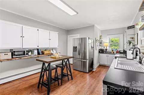 Kitchen - 532 Rash Rd, Olin, NC 28660 photo 2 of 5