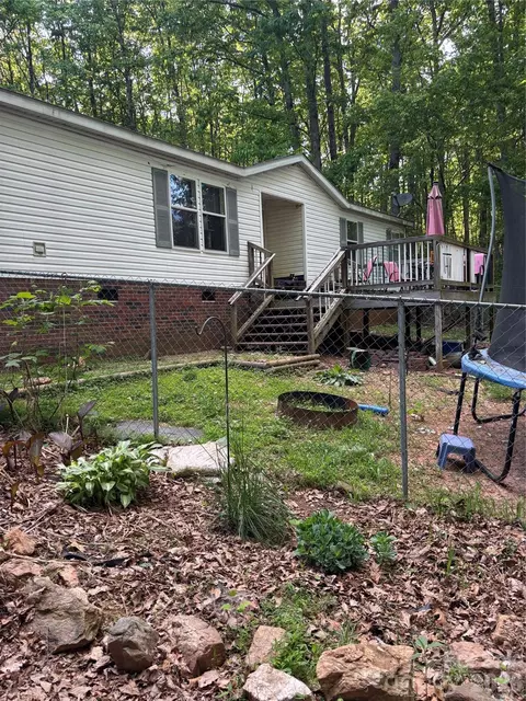 4381 S Olivers Cross Rd, Maiden, NC 28650