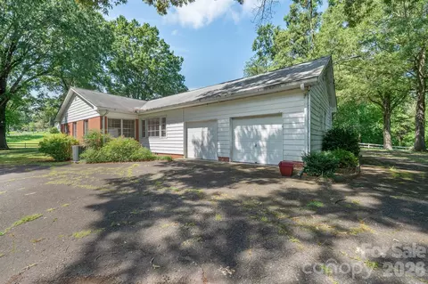 Other - 17 E Murray St, Maiden, NC 28650 photo 6 of 9