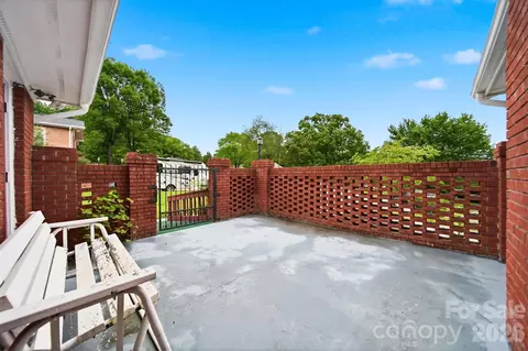 Exterior - 103 Castlegate Dr, Morganton, NC 28655 photo 1 of 3