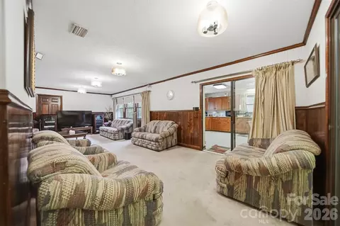 Living - 103 Castlegate Dr, Morganton, NC 28655 photo 2 of 2