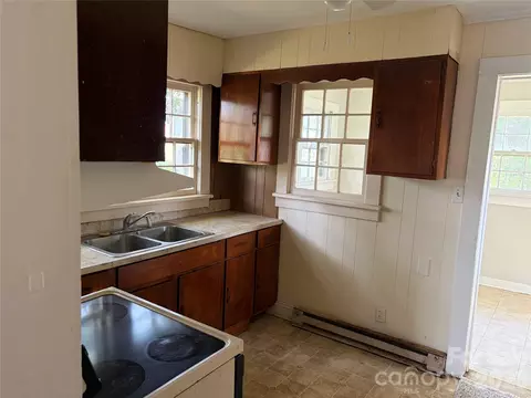 Kitchen - 409 Messner St, Salisbury, NC 28144 photo 1 of 1