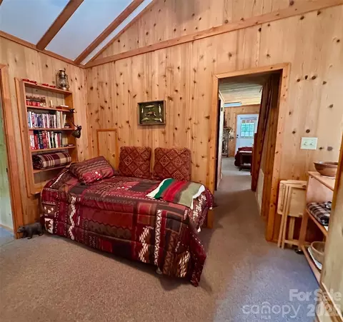 Bedroom - 21 Bear Cub Dr, Spruce Pine, NC 28777 photo 7 of 7