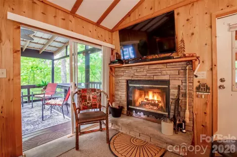 Exterior - 21 Bear Cub Dr, Spruce Pine, NC 28777 photo 3 of 8