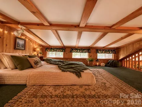 Bedroom - 21 Bear Cub Dr, Spruce Pine, NC 28777 photo 6 of 7