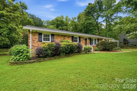 6081 Cambridge Dr, Harrisburg, NC 28075