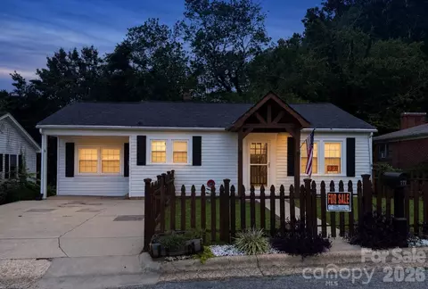 416 Edgewood Sw Dr SW, Lenoir, NC 28645