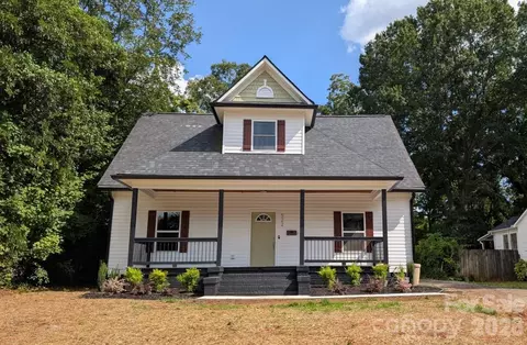522 Stockton St, Statesville, NC 28677