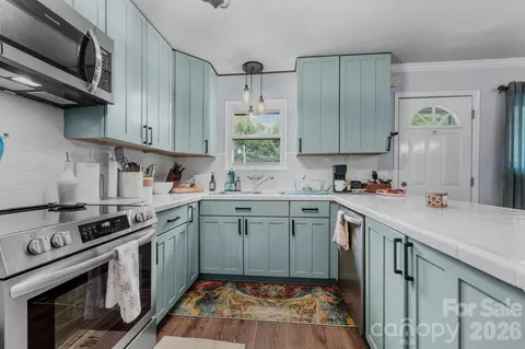 263 Fairway D Ln #D, Spruce Pine, NC 28777