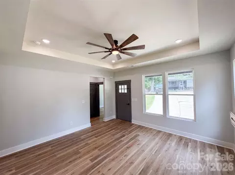 Living - 490 E 22nd St, Kannapolis, NC 28083 photo 2 of 3