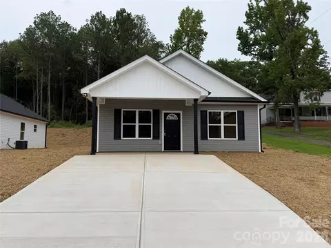 509 N Washington St, Wadesboro, NC 28170
