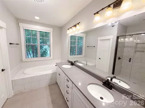 Bath - 4193 Persimmon Rd, Lancaster, SC 29720 photo 3 of 3