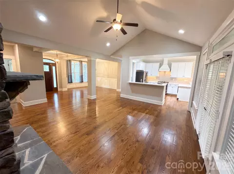 Living - 4193 Persimmon Rd, Lancaster, SC 29720 photo 2 of 3