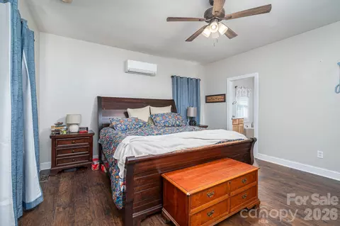 Bedroom - 949 Cat Square Rd, Vale, NC 28168 photo 1 of 3