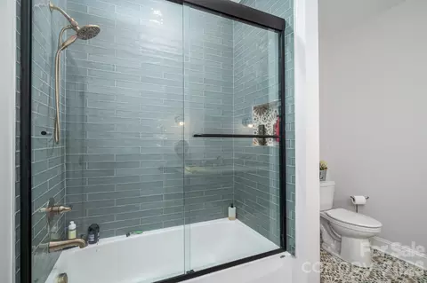 Bath - 949 Cat Square Rd, Vale, NC 28168 photo 3 of 3