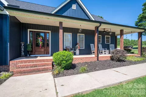 Exterior - 949 Cat Square Rd, Vale, NC 28168 photo 3 of 10