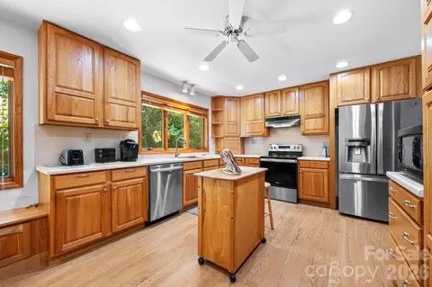 Kitchen - 168 Heather St, Boone, NC 28607 photo 2 of 3
