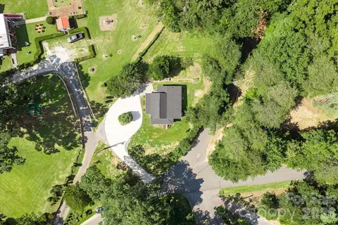 View/Area - 811 Markham Rd, Tryon, NC 28782 photo 1 of 1