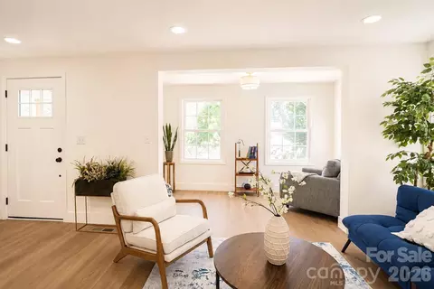 Living - 811 Markham Rd, Tryon, NC 28782 photo 1 of 1