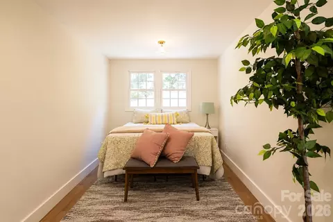 Bedroom - 811 Markham Rd, Tryon, NC 28782 photo 2 of 3