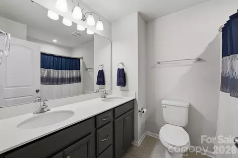 Bath - 16705 Summers Walk Blvd, Davidson, NC 28036 photo 3 of 3