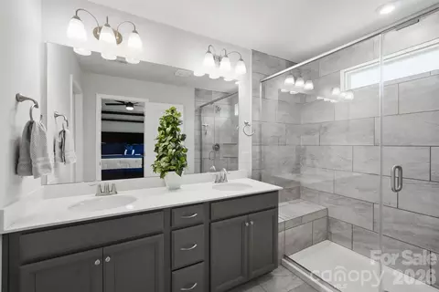 Bath - 16705 Summers Walk Blvd, Davidson, NC 28036 photo 2 of 3