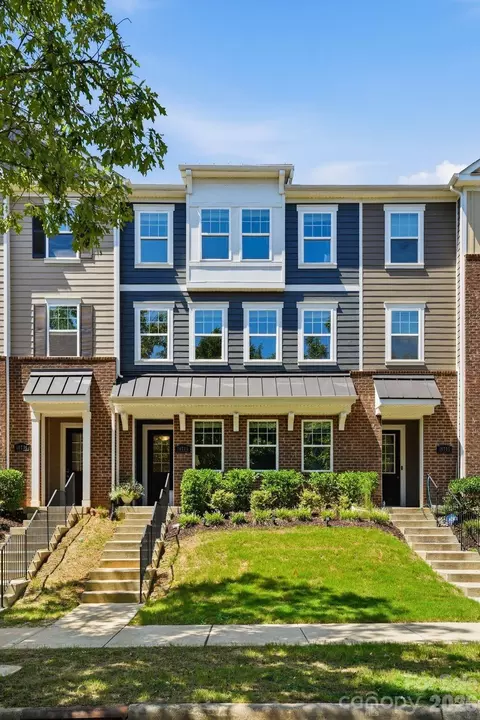 Exterior - 16705 Summers Walk Blvd, Davidson, NC 28036 photo 1 of 7