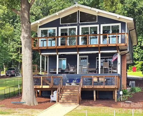 634 Pinehaven Ph74 Dr #PH74, New London, NC 28127