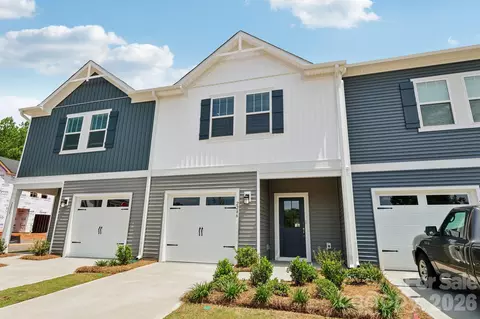 9037 Foggy Brook Loop, Charlotte, NC 28216