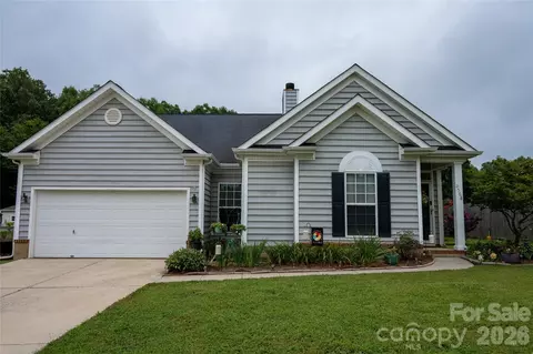 2568 Governors Pointe Ne Ct NE, Concord, NC 28025