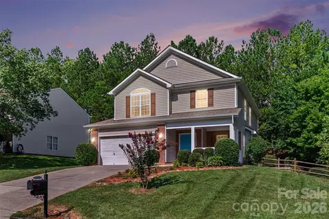 2133 Majestic Poplar Dr, Waxhaw, NC 28173