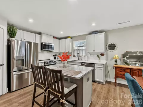 Kitchen - 557 Nesbe St, Lancaster, SC 29720 photo 1 of 3