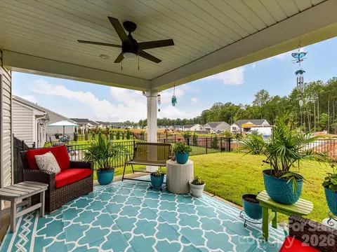 Exterior - 557 Nesbe St, Lancaster, SC 29720 photo 5 of 7