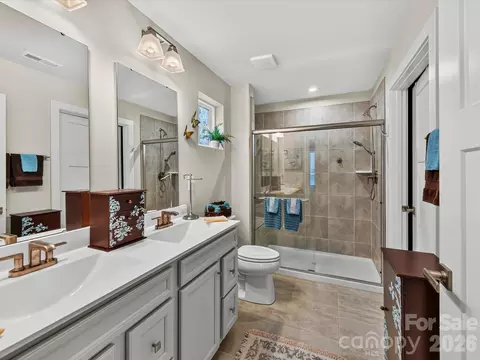 Bath - 557 Nesbe St, Lancaster, SC 29720 photo 1 of 2