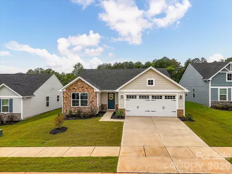Exterior - 557 Nesbe St, Lancaster, SC 29720 photo 7 of 7