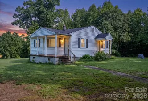 614 W Westview St, Gastonia, NC 28052