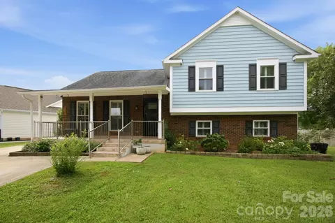 7017 Culloden More Ct, Charlotte, NC 28217