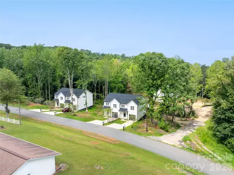 2971 Hughey Dr, Newton, NC 28658