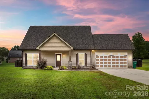 926 Hathcock Glen Dr, Oakboro, NC 28129